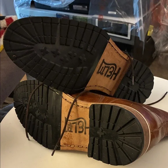 Helm Brown Leather Men's lace up Boots - Picture 5 of 7